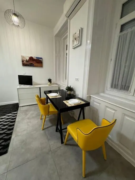 Apartman Cozy Studio In The Heart Of Buda Budapest